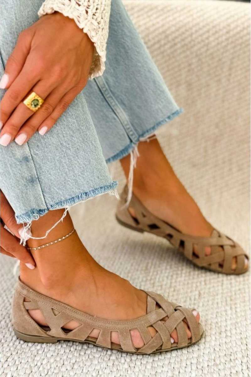 CATERINA™ - WOVEN CROSSOVER SANDALS