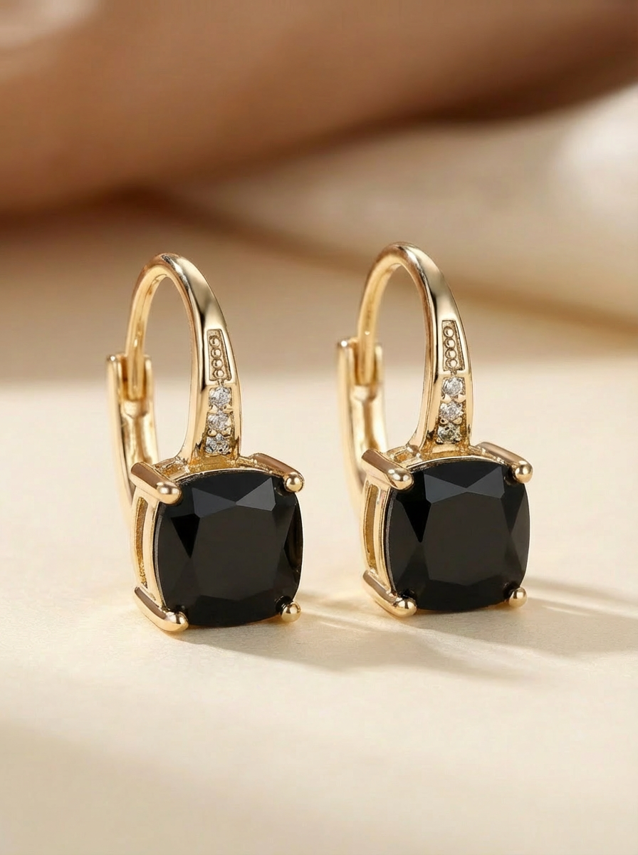 SPARKELLE™ - HOOP EARRINGS WITH SPARKLING STONES