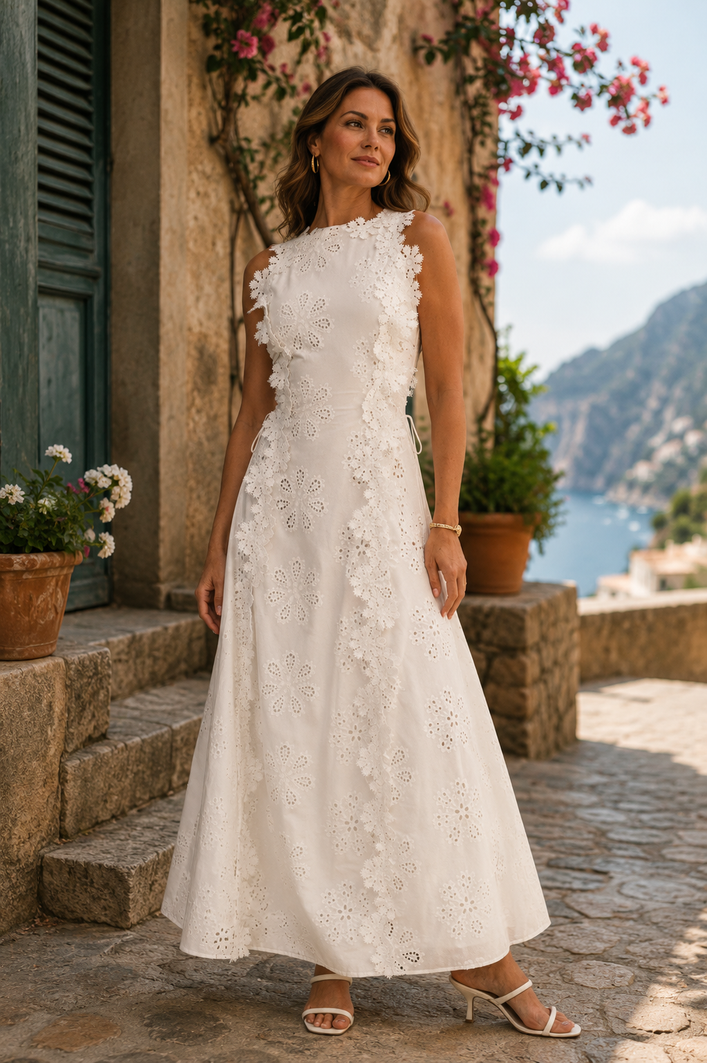 DELLA™ - EMBROIDERED MAXI DRESS