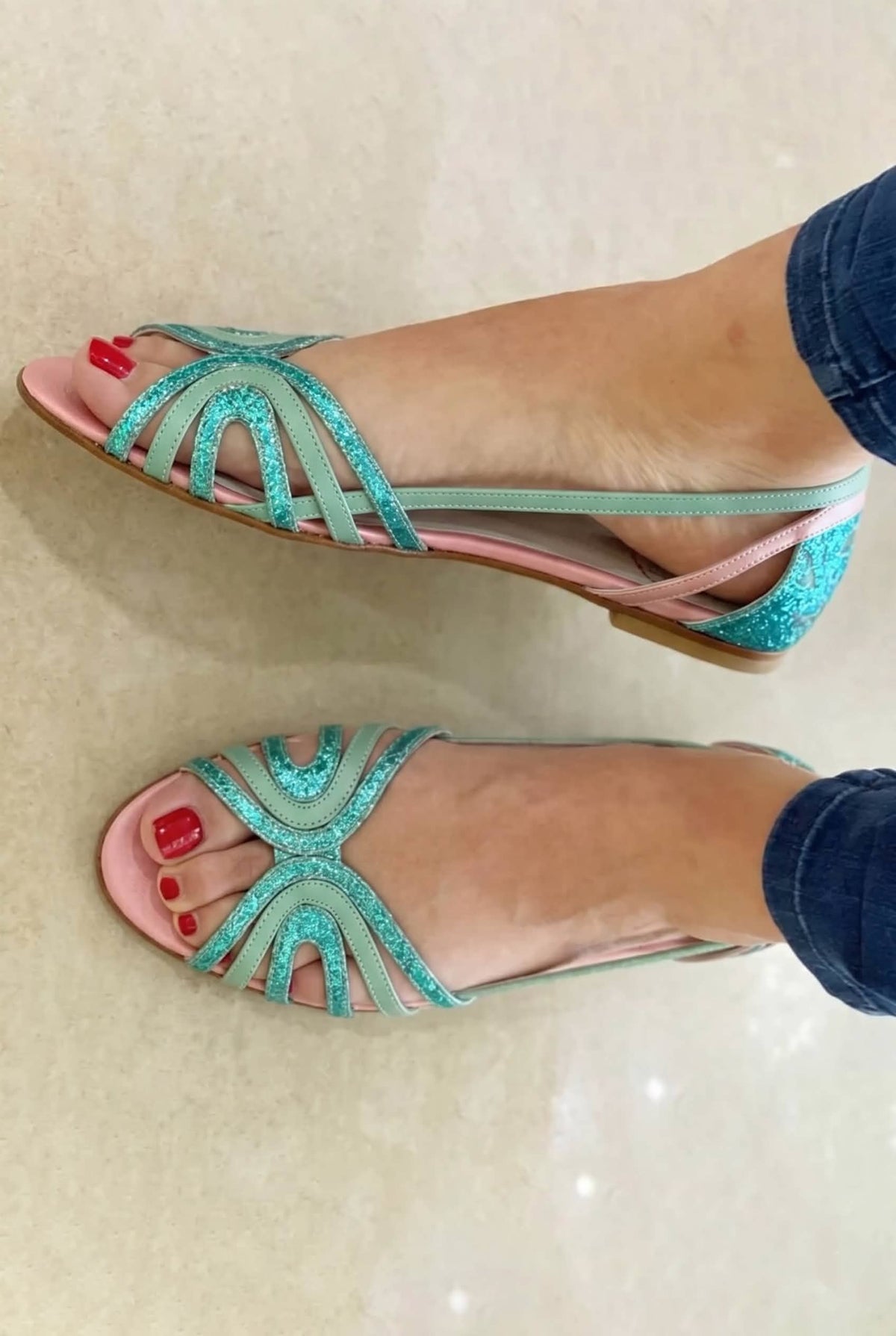 ELEONORA™ - GOLDEN STRAPPY SANDALS