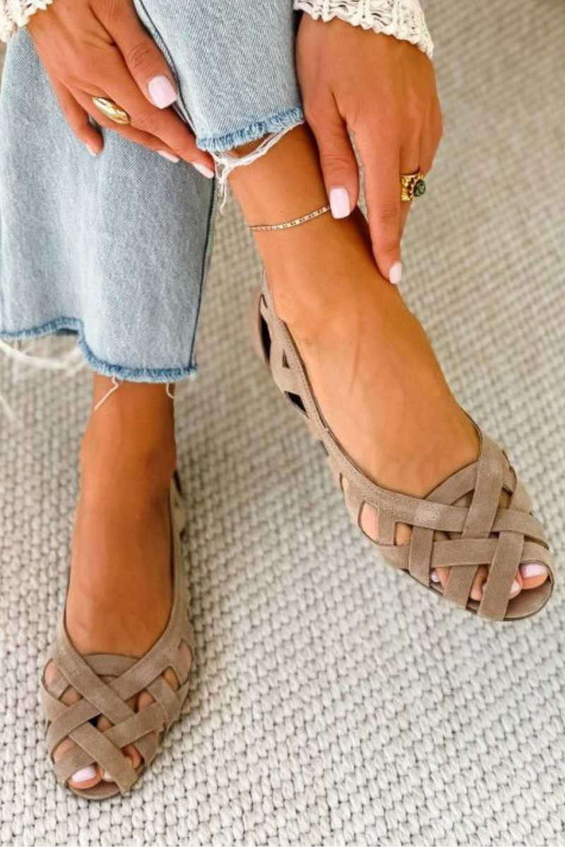 CATERINA™ - WOVEN CROSSOVER SANDALS