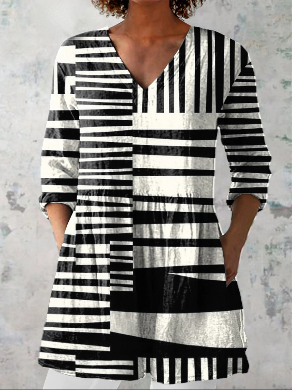 SOPHIE™ - FLOWING V-NECK BLOUSE