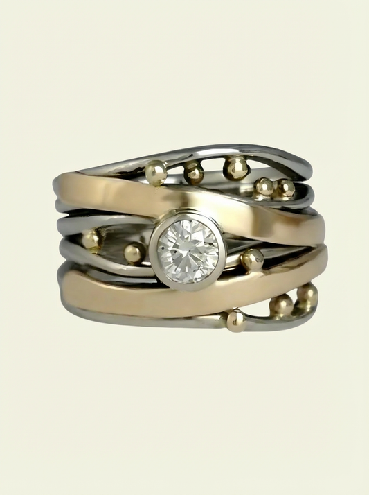 Antaradus - Vintage Gold Ring with Zirconia
