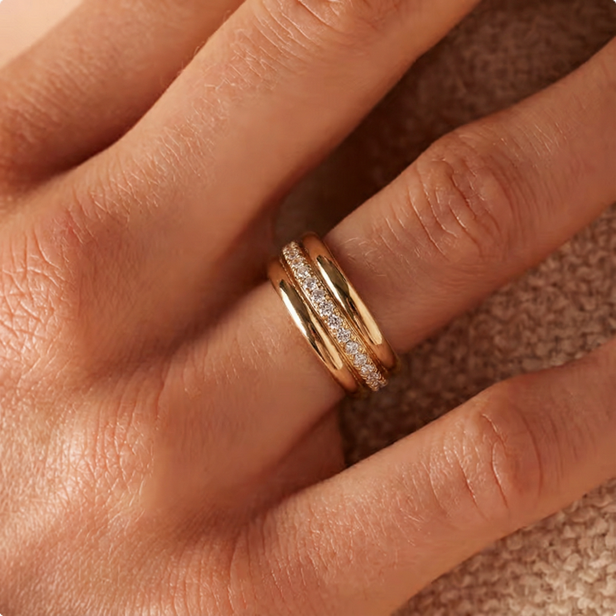 NADIA™ - RING WITH SPARKLING ZIRCONIA