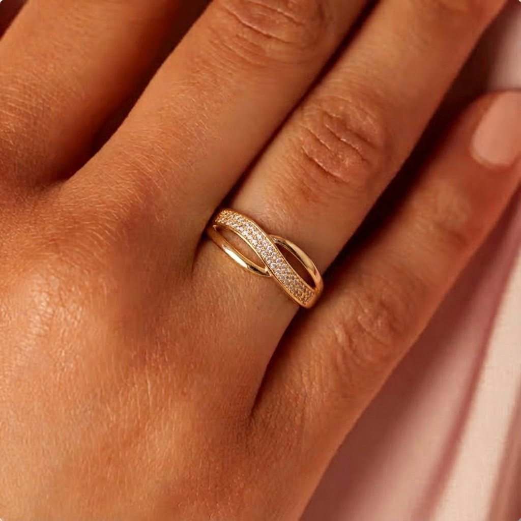 GOLDESSA™ - GOLD CROSSOVER RING WITH STONES