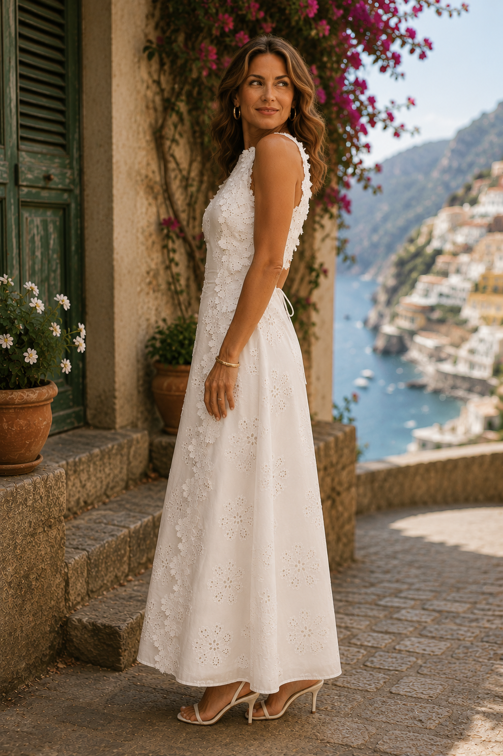DELLA™ - EMBROIDERED MAXI DRESS