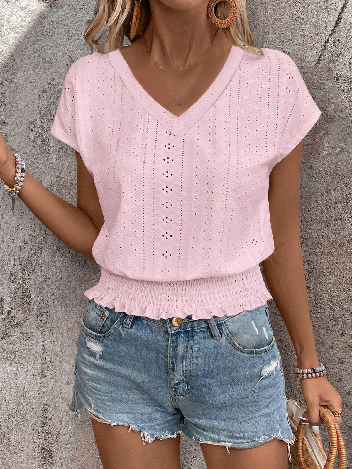 SIMONE™ - V-NECK CUTOUT TEE