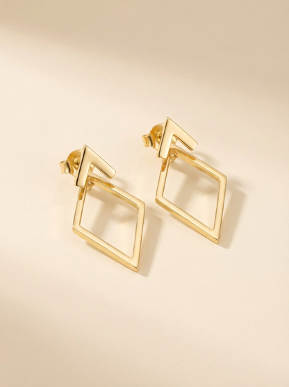Antaradus - Timeless V-Shaped Earrings