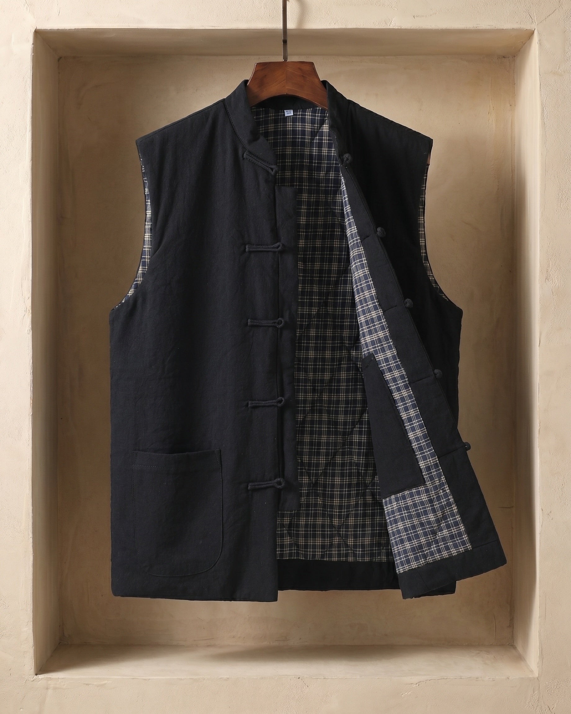 ZENO™ - MANDARIN COLLAR VEST