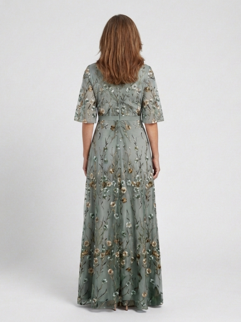 AMARANTHE™ - FLORAL V-NECK DRESS
