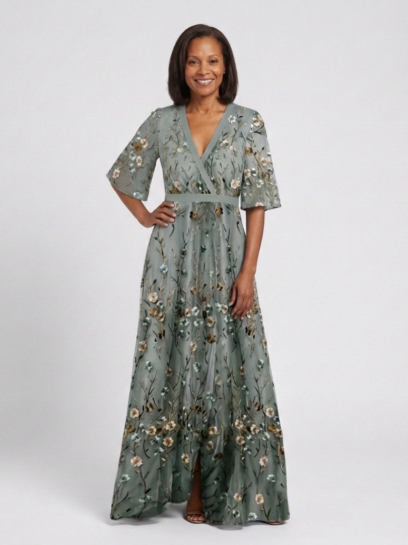 AMARANTHE™ - FLORAL V-NECK DRESS